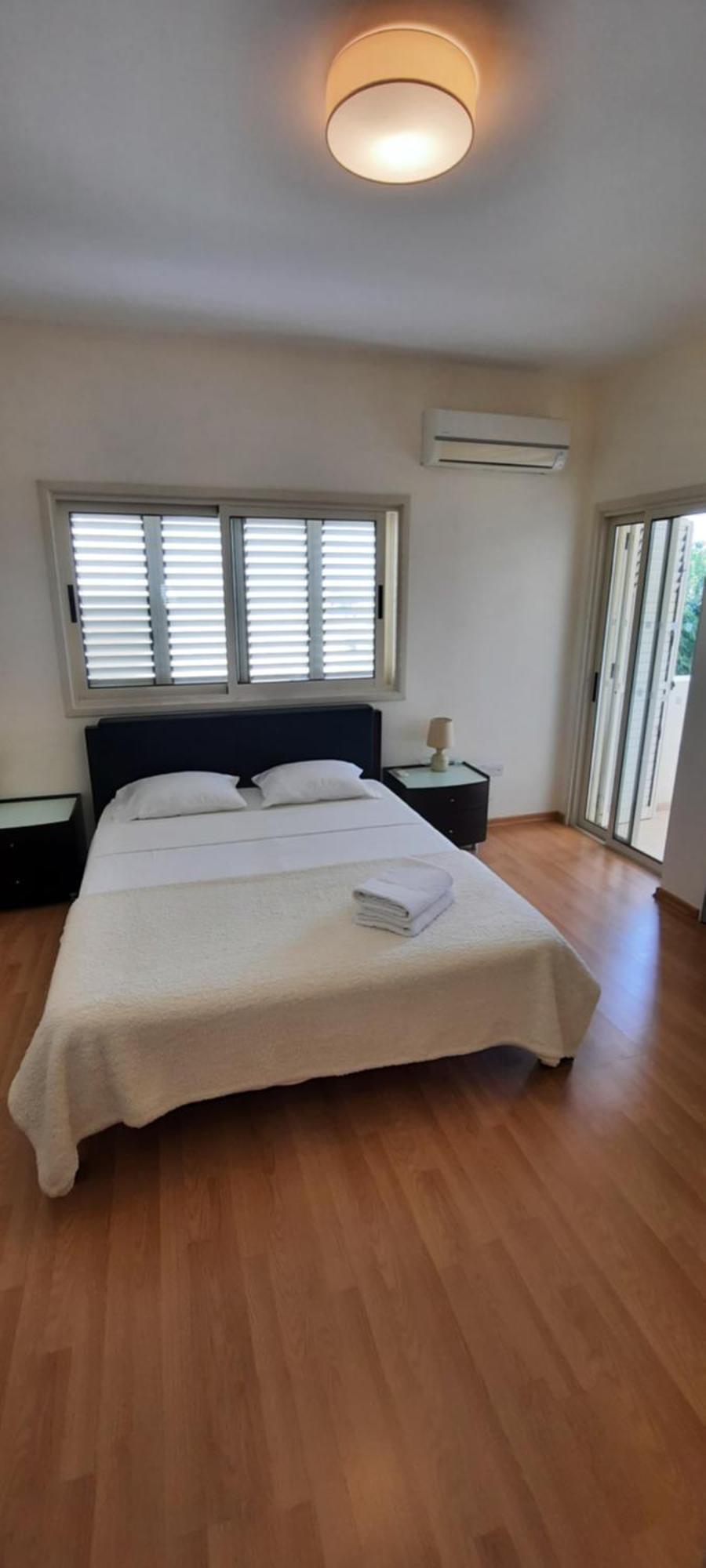 בורוקליני Villa Larnaca Bay Resort מראה חיצוני תמונה
