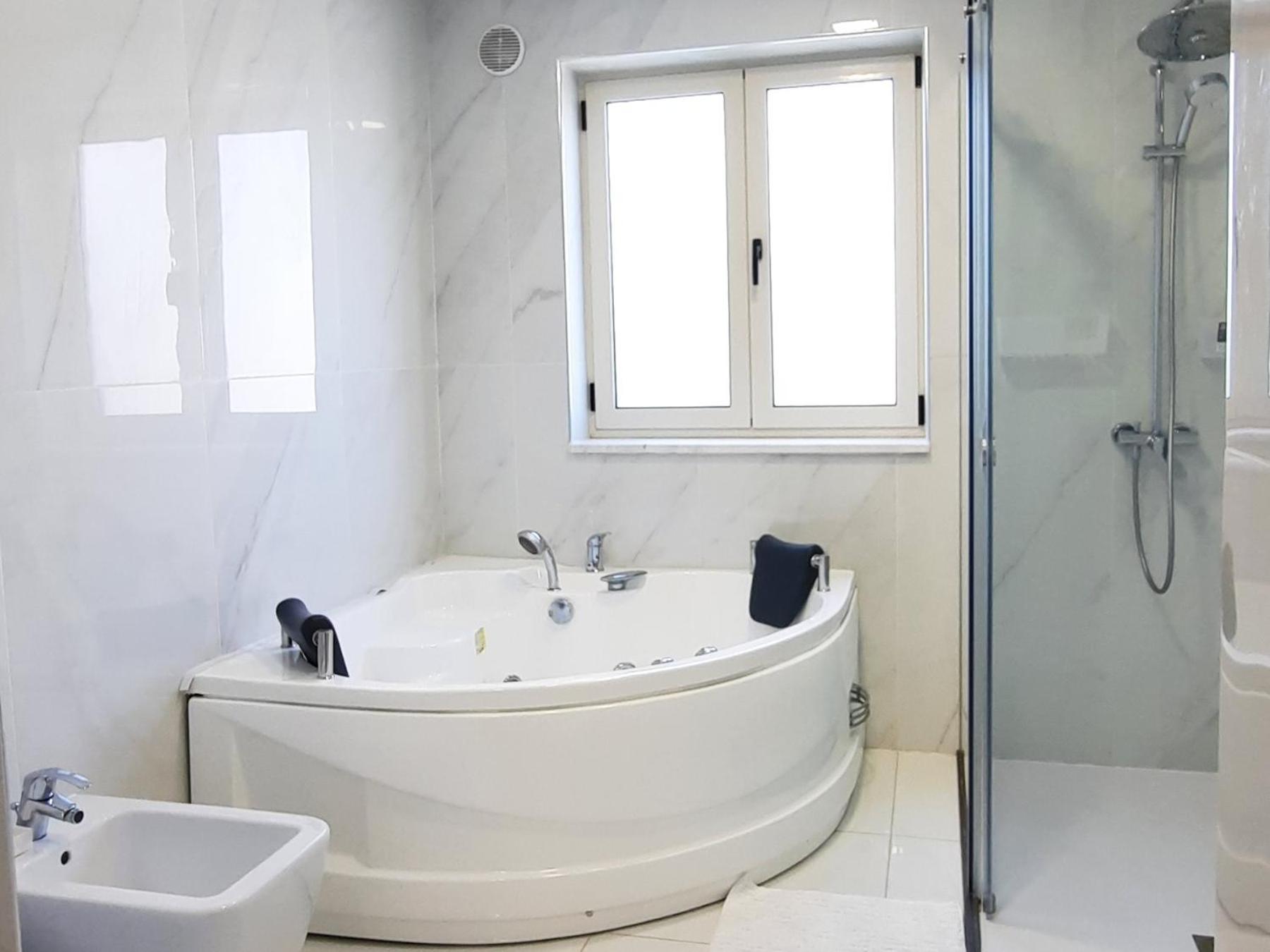 בורוקליני Villa Larnaca Bay Resort מראה חיצוני תמונה